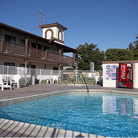 Ez 8 Motel Ньюарк Экстерьер фото