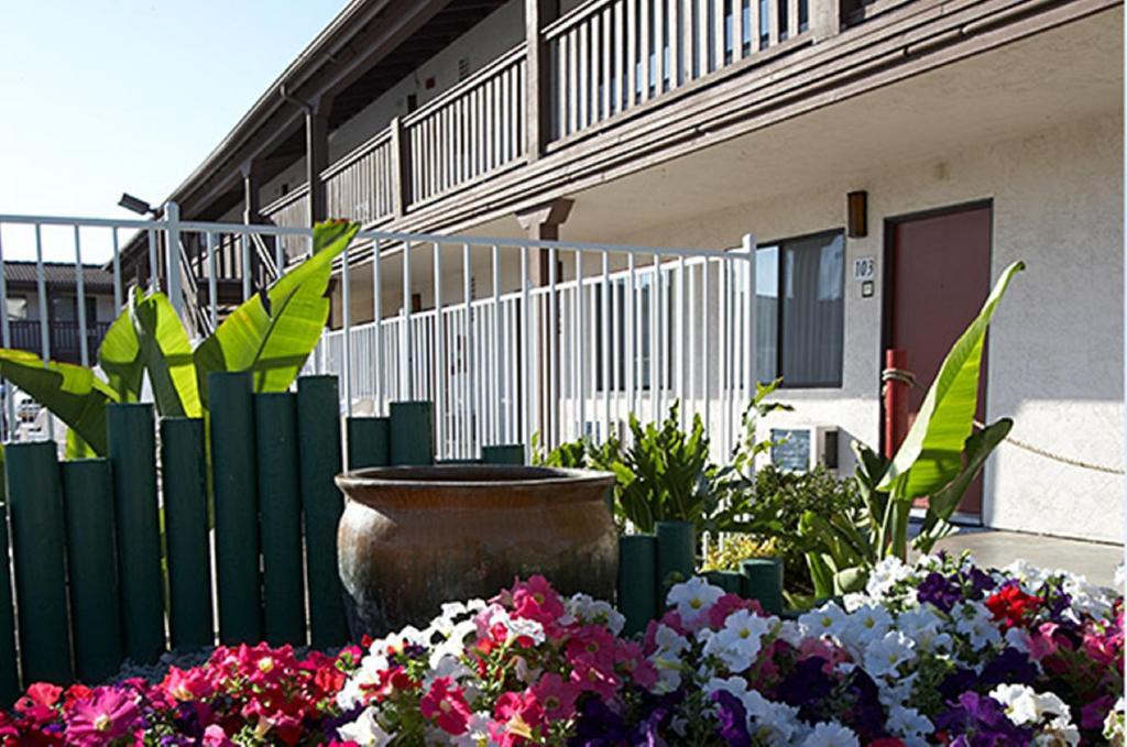 Ez 8 Motel Ньюарк Экстерьер фото