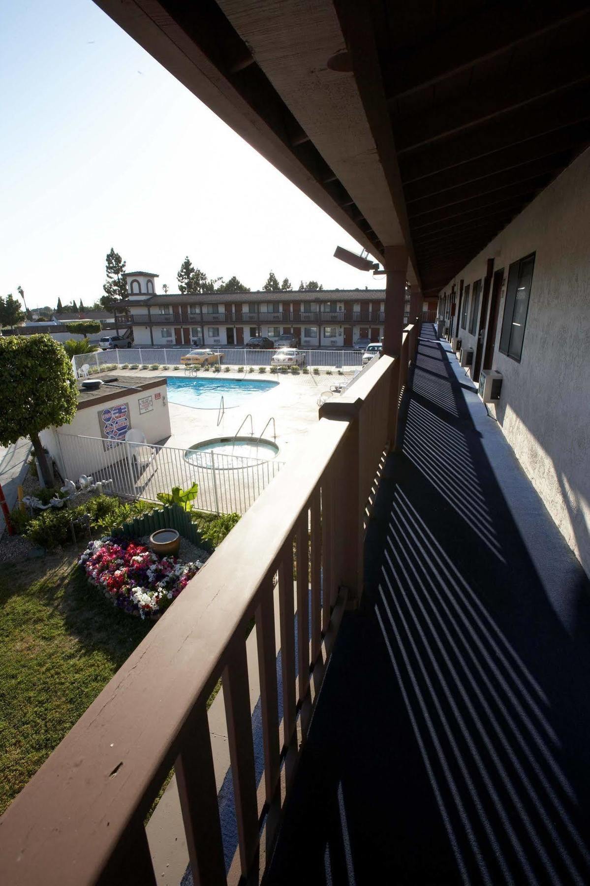 Ez 8 Motel Ньюарк Экстерьер фото