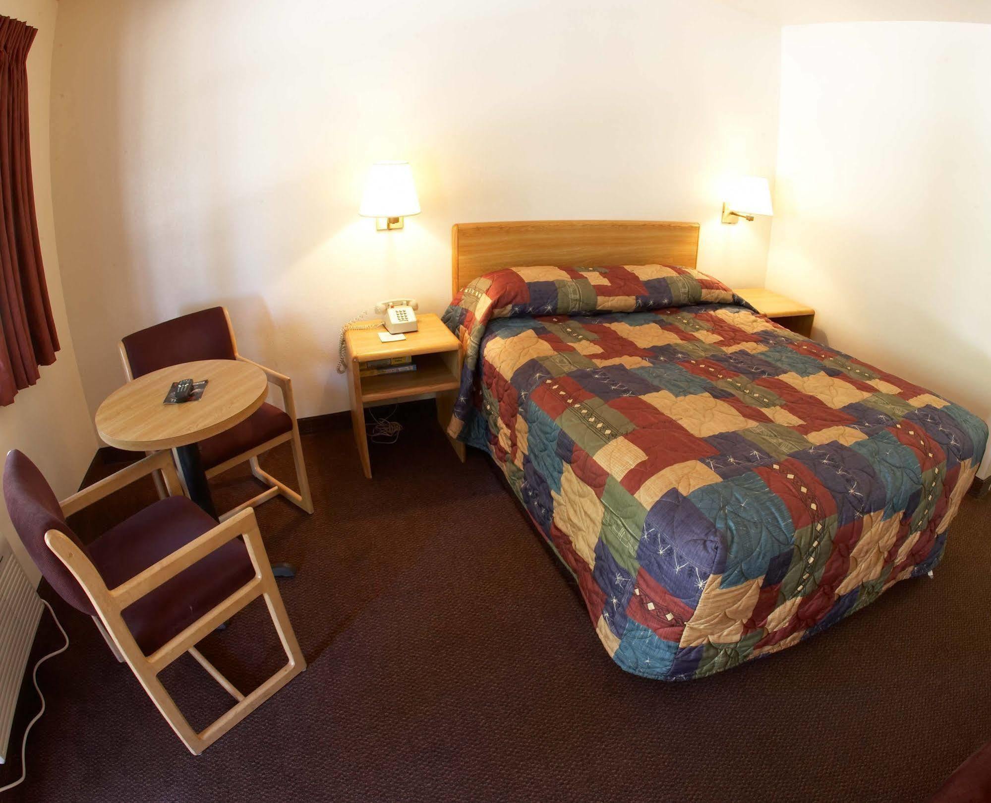 Ez 8 Motel Ньюарк Экстерьер фото